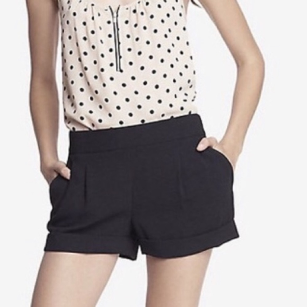 NWOT Black Express Dress Shorts With Pockets